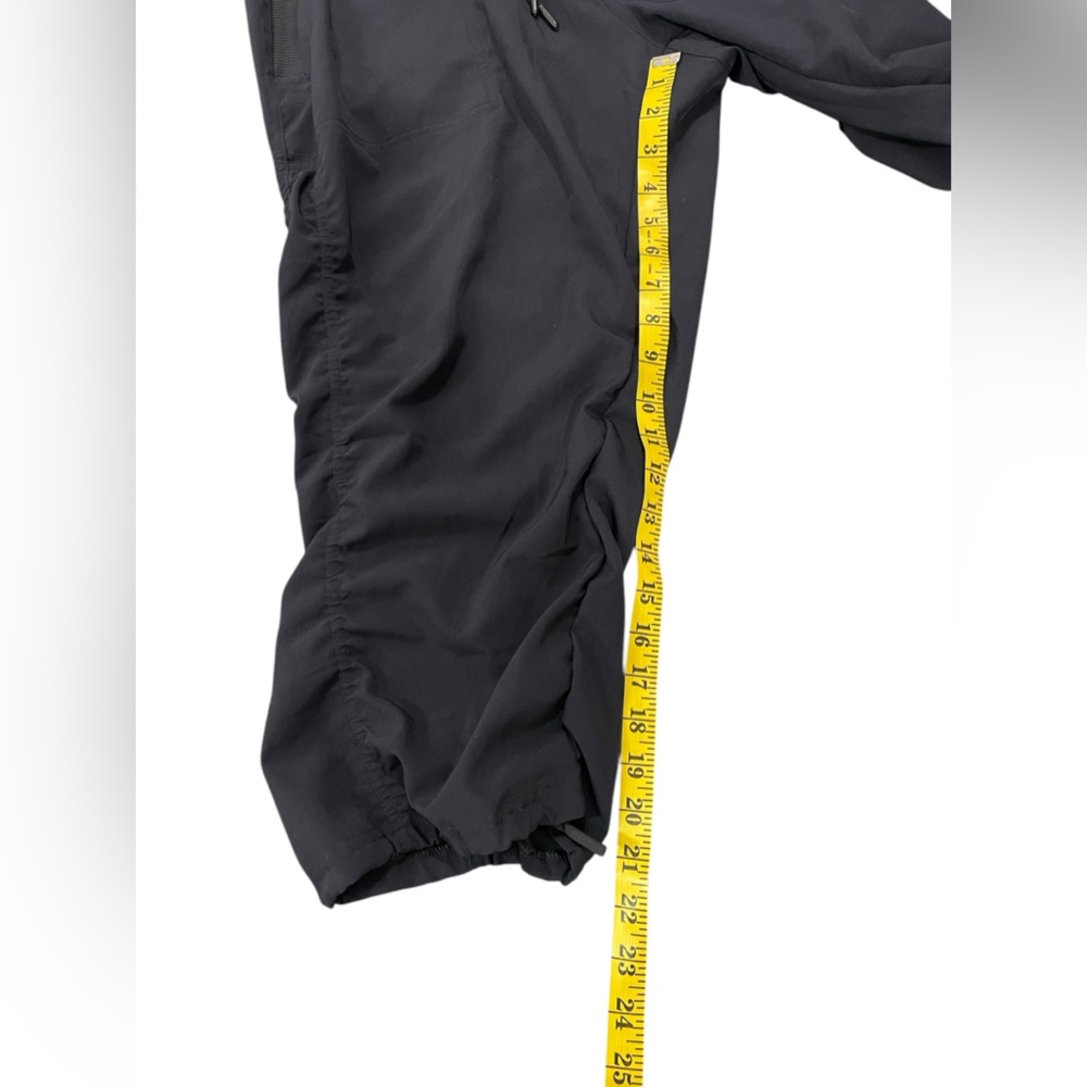 SPYDER WOMEN’s Active Capri Lightweight Pants Drawstring Pockets Size L Black - Picture 13 of 14
